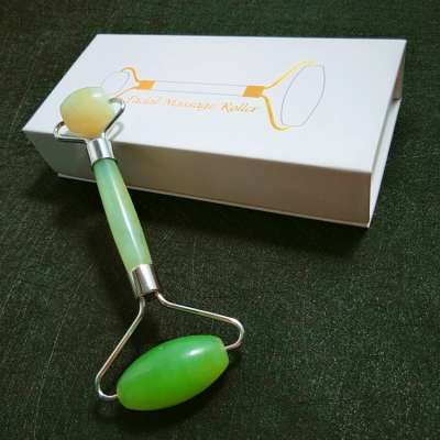 Most Popular Product Double Head Xiuyan Jade Green roller massager Green roller for face without noise